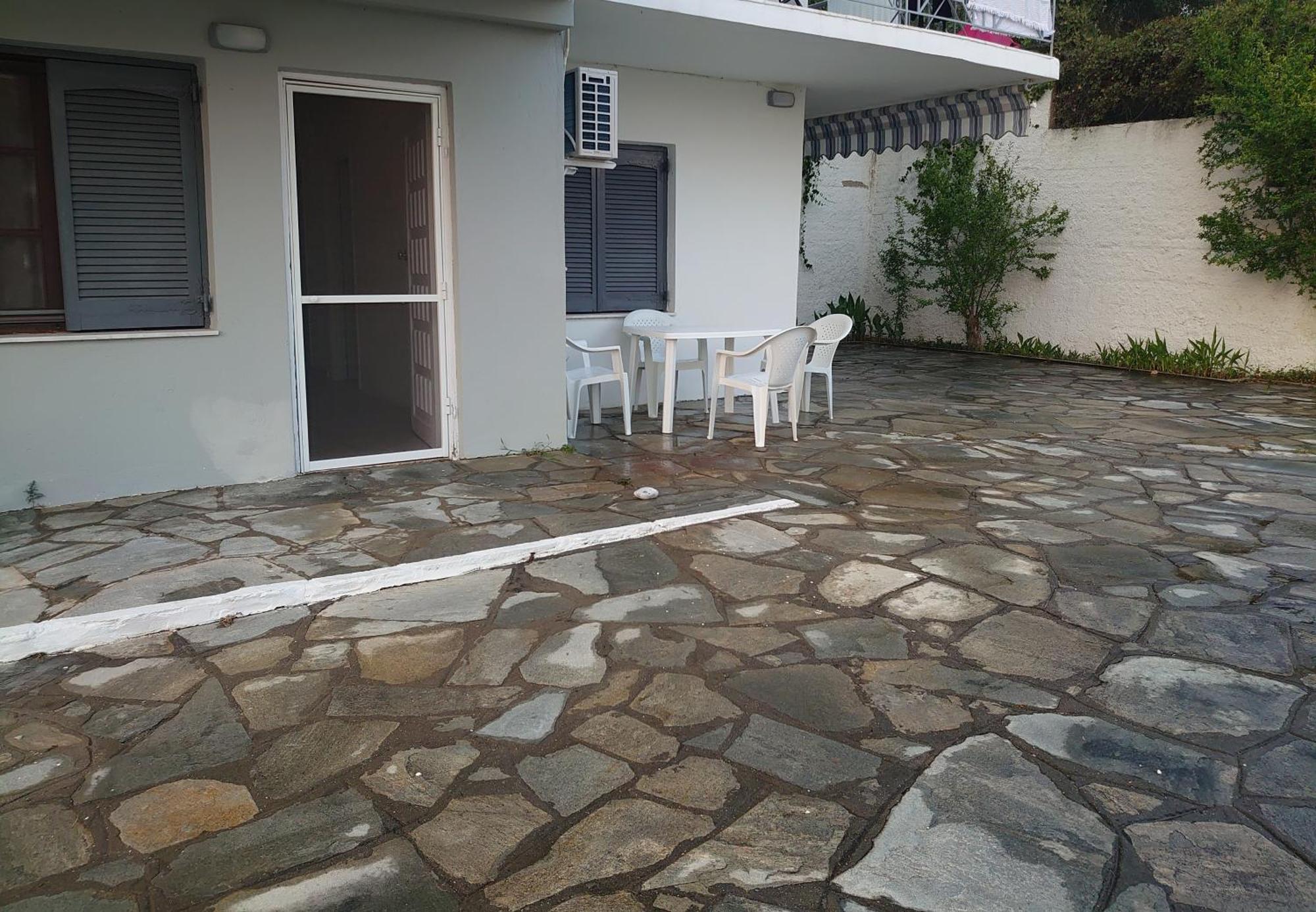 Merida Apartments モラ・カリヴァ エクステリア 写真